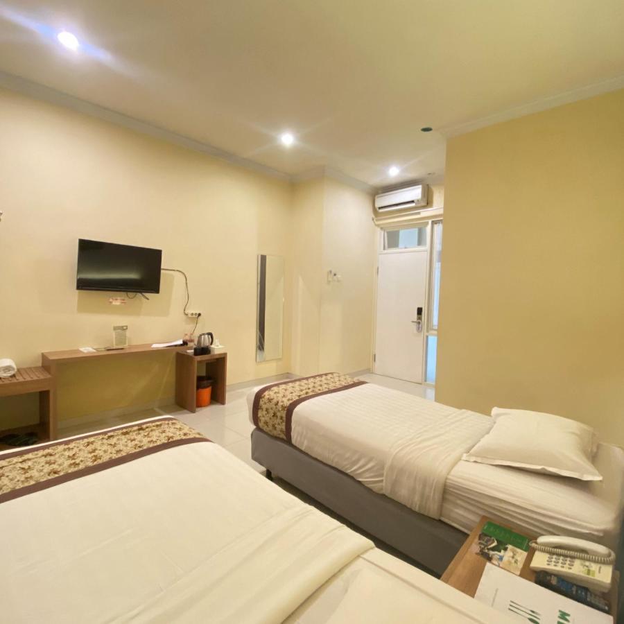 Riverstone Hotel & Cottage Batu  Exteriör bild