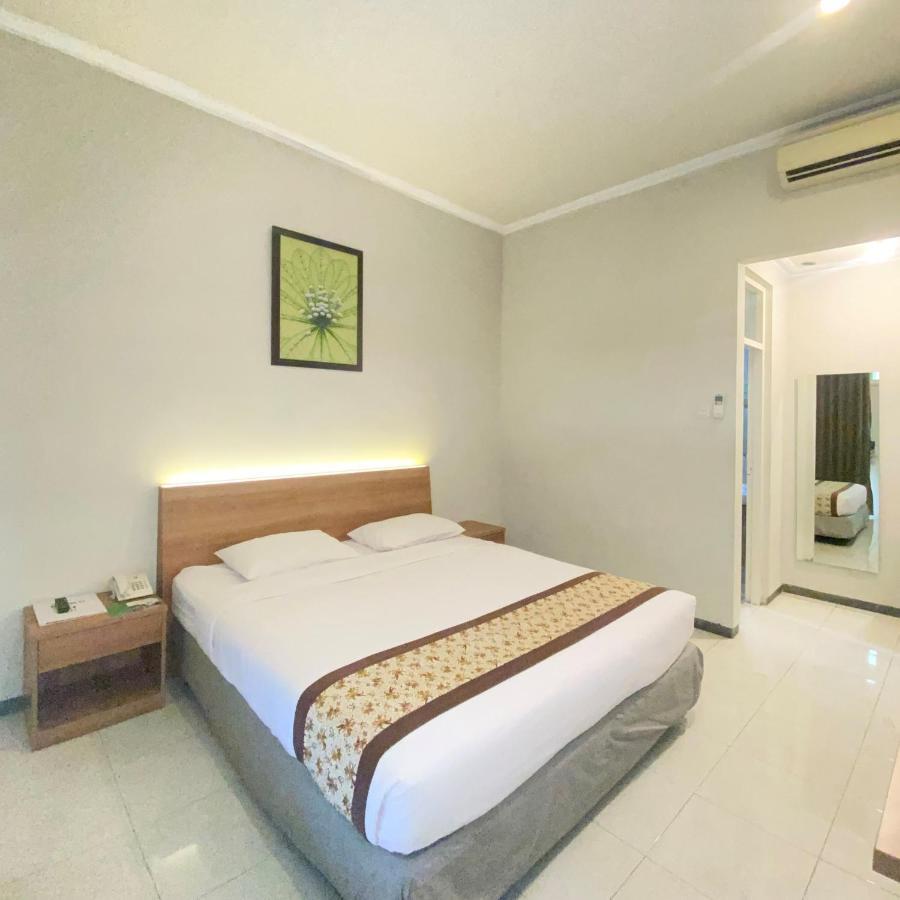 Riverstone Hotel & Cottage Batu  Exteriör bild